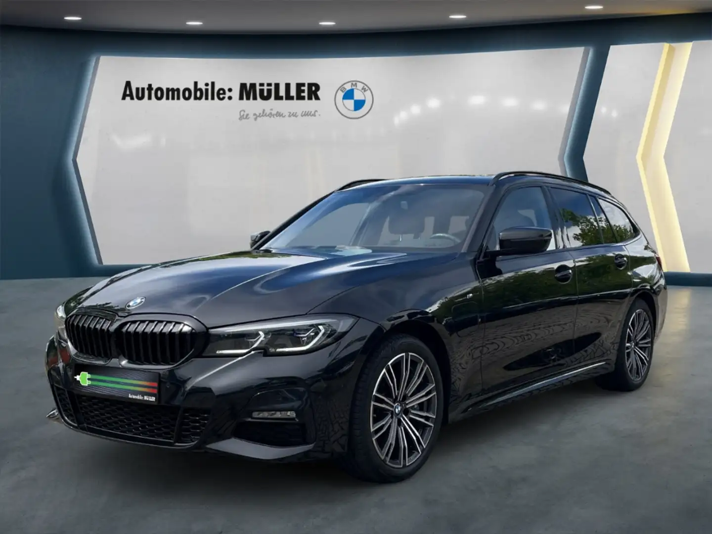 BMW 330 e Touring*M-Sport*AHK*Laserlicht*HiFi*RFK*DAB* Schwarz - 1