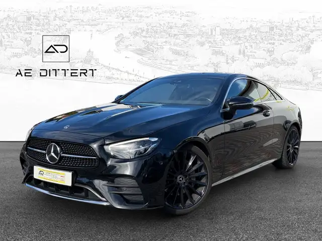 Mercedes-Benz E 220 d Coupe AMG Line+CARPLAY+CAM+PANO+