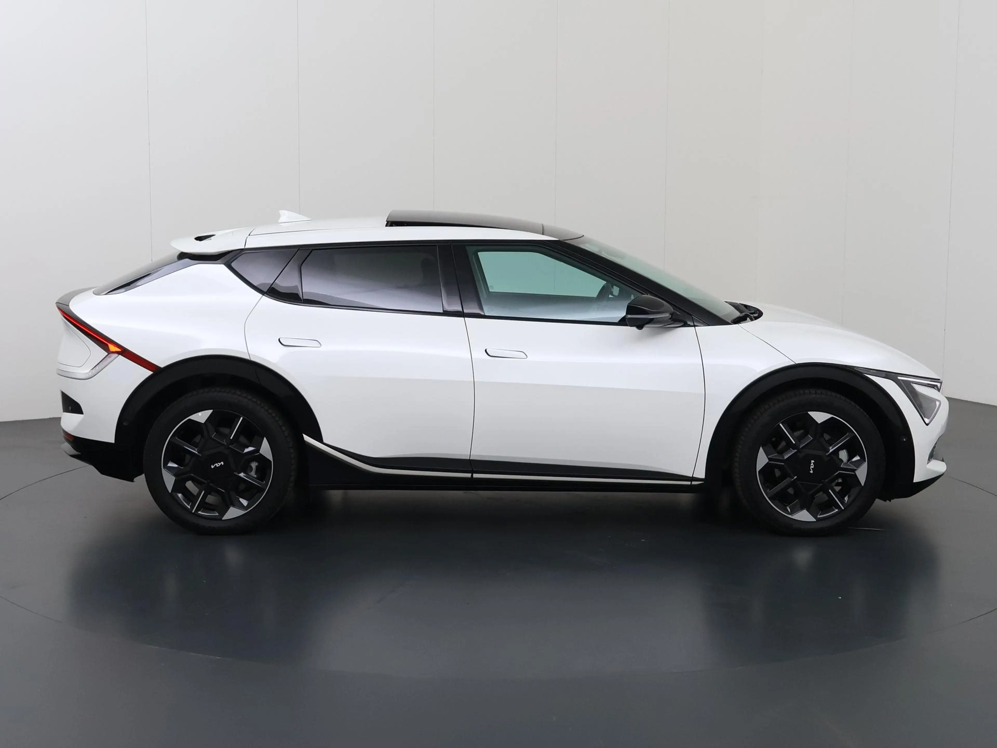 Kia EV6 Plus Advanced 84 kWh | Panoramadak | Lederen bekle — photo 6