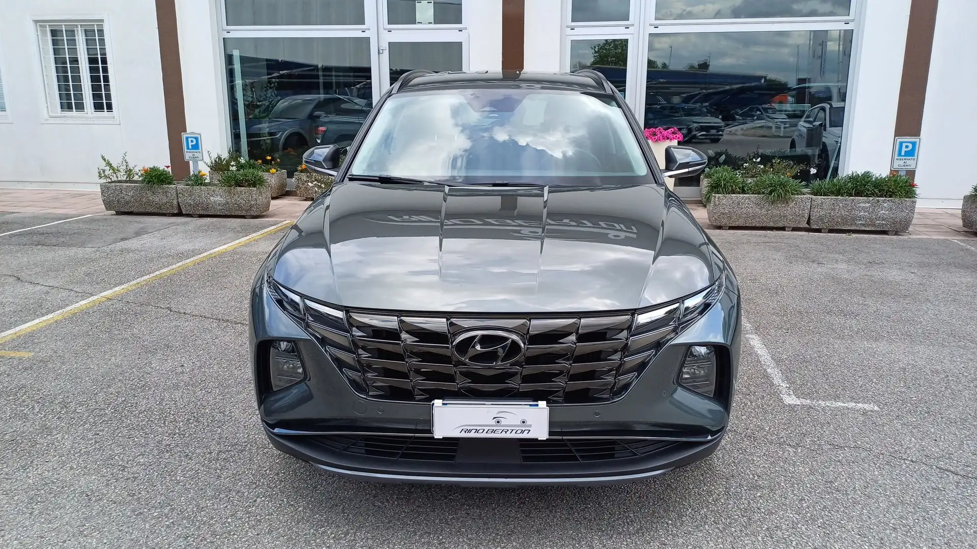 Hyundai TUCSON 1.6 HEV 4WD aut. Exellence ( NO VINCOLO FINANZIAR Grün - 1