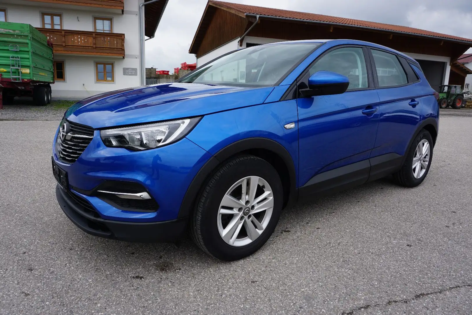 Opel Grandland X 1.5D NAV 5.0 Intelli Link 8x Alu Blau - 1