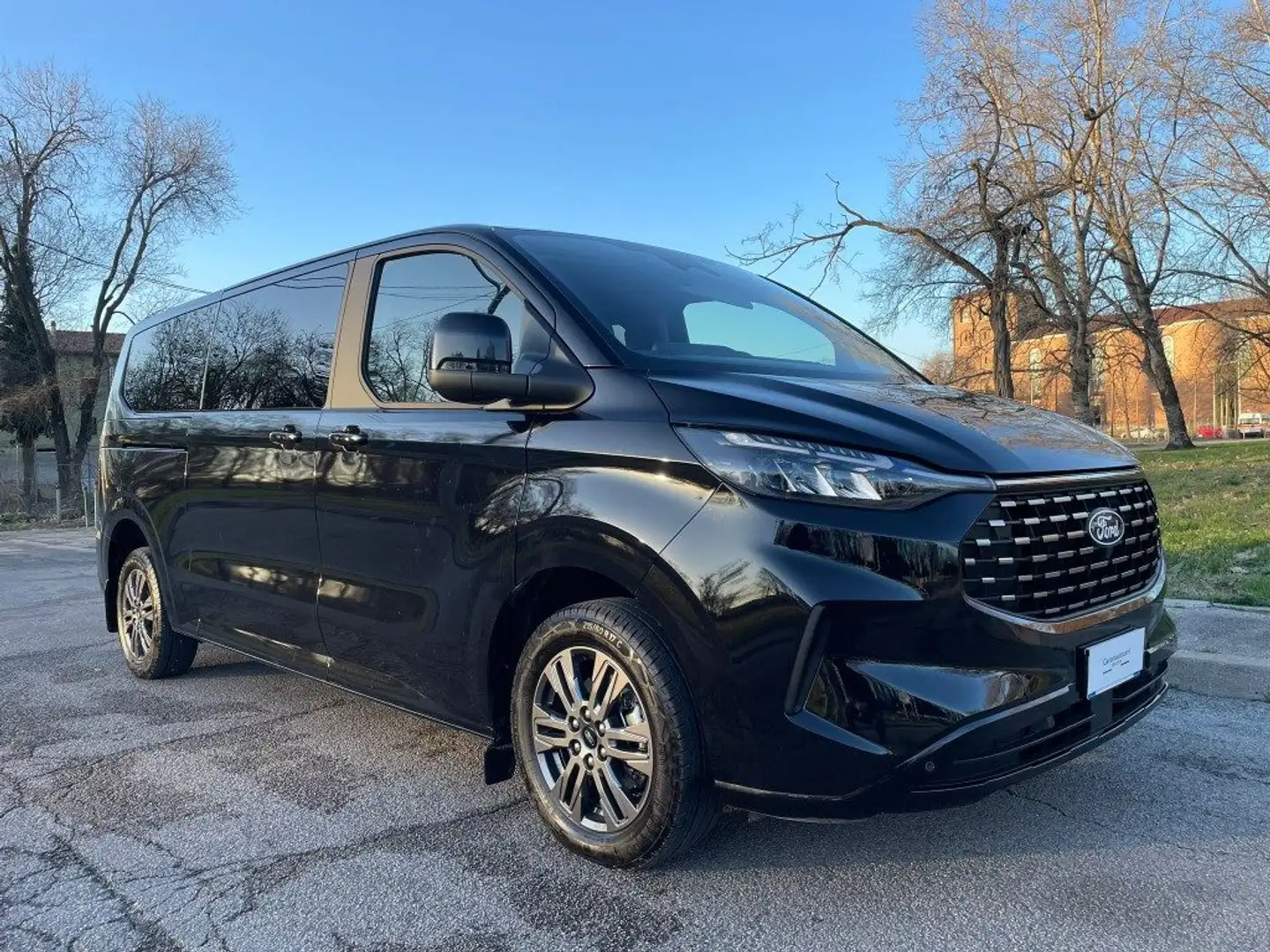Ford Tourneo Custom 320 2.0 EcoBlue 170CV aut. 2 WD  PL Titanium Noir - 1