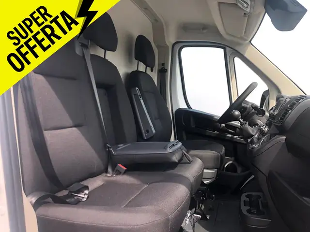 Peugeot Boxer view 14