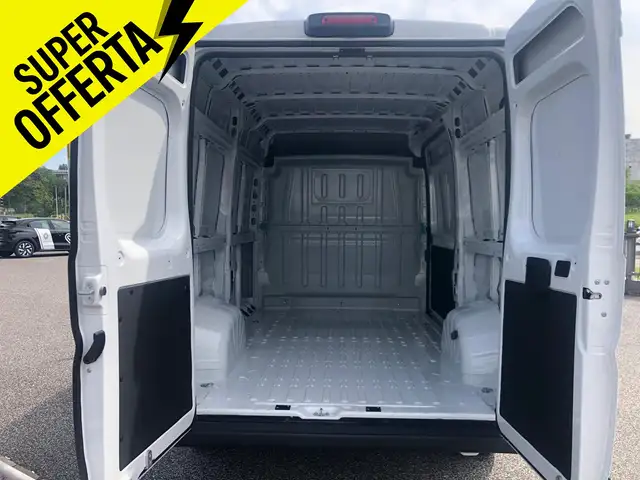 Peugeot Boxer view 7