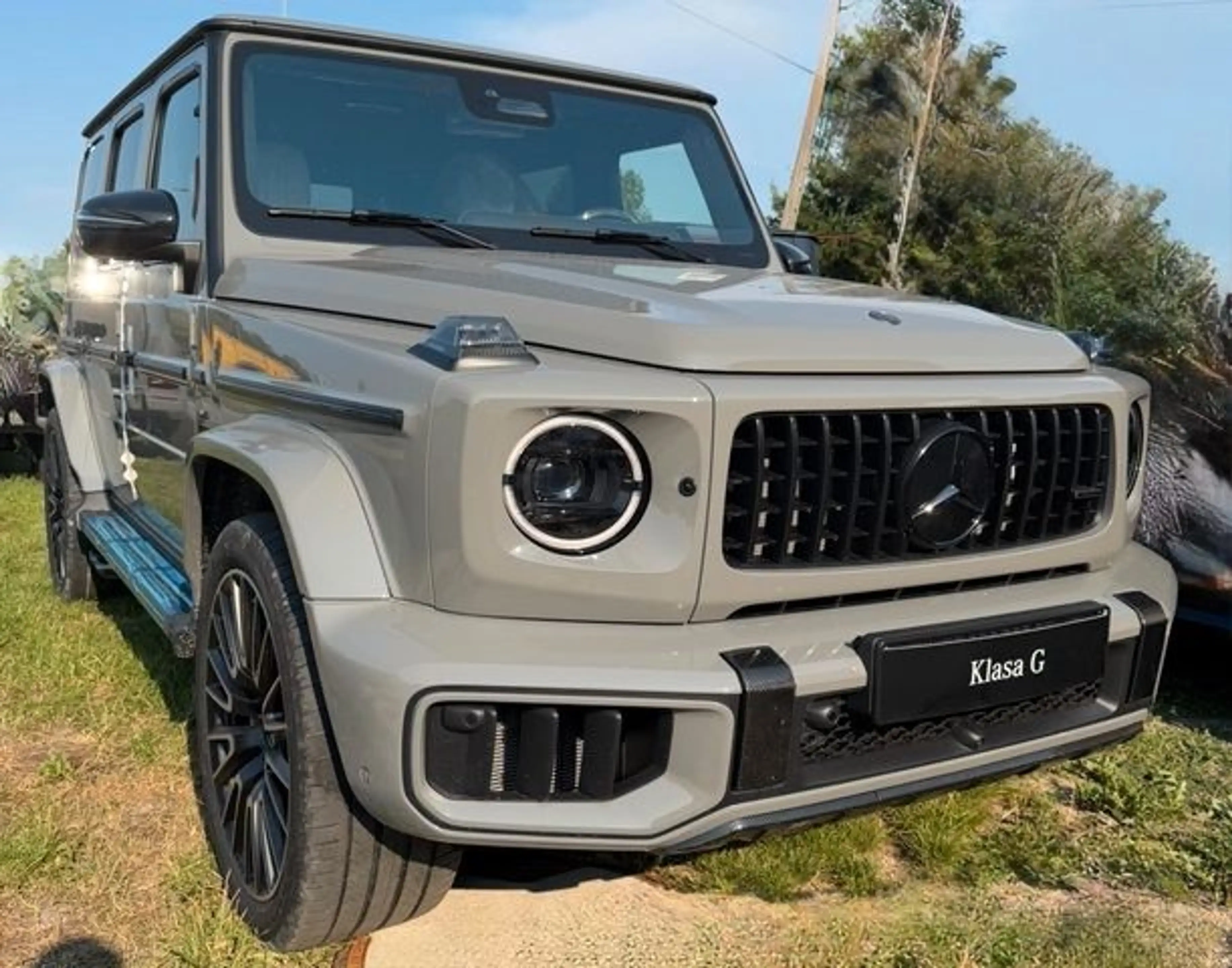 Mercedes-Benz G 63 AMG AMG 63 MY27 WINTER PAKIET FULL CARBON TV WEIS LEDER