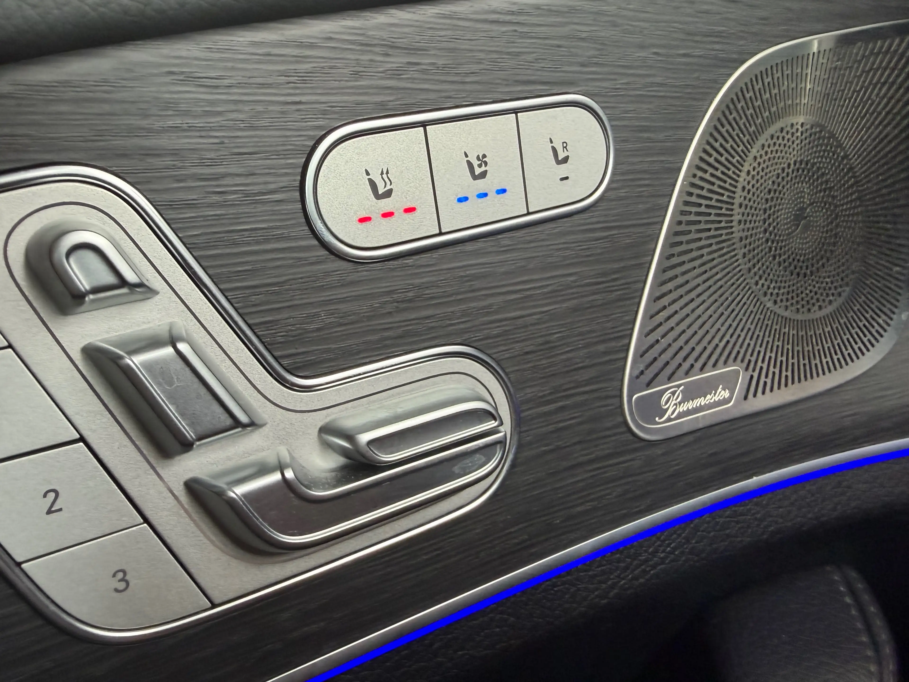 Mercedes-Benz GLS 450 GLS 450d 4Matic 7-Sitzer AMG AHV Facelift Voll-Au. — photo 9