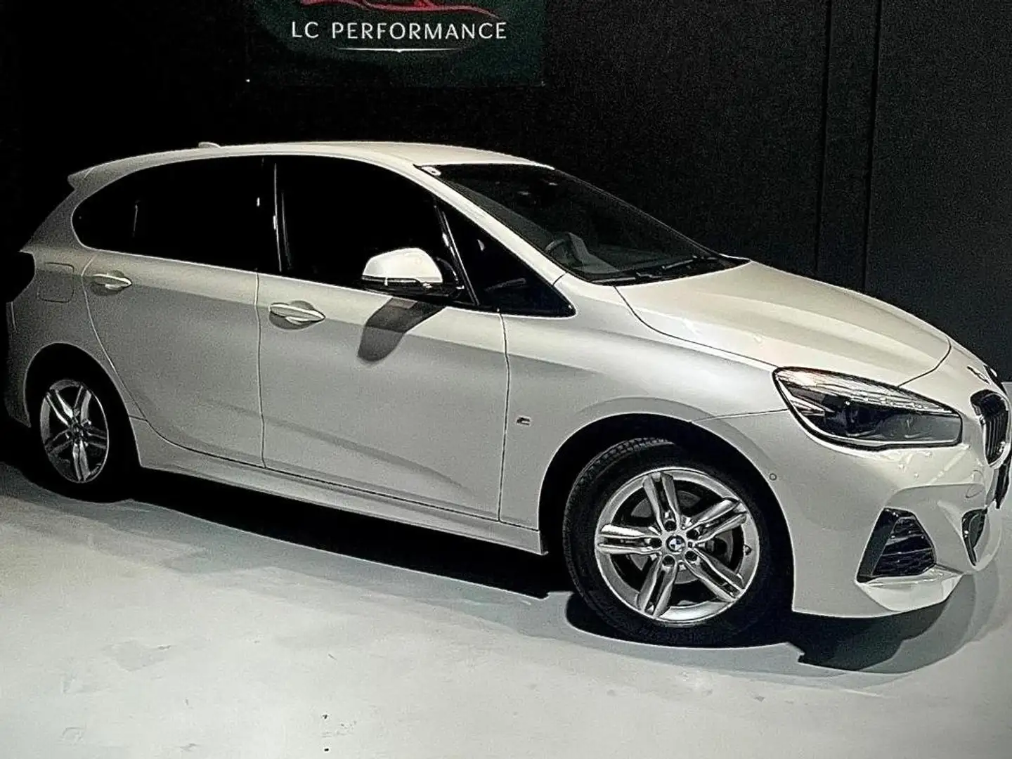 BMW 216 216d *SONDERANGEBOT*Active Tourer M Sport M Sport Weiß - 1