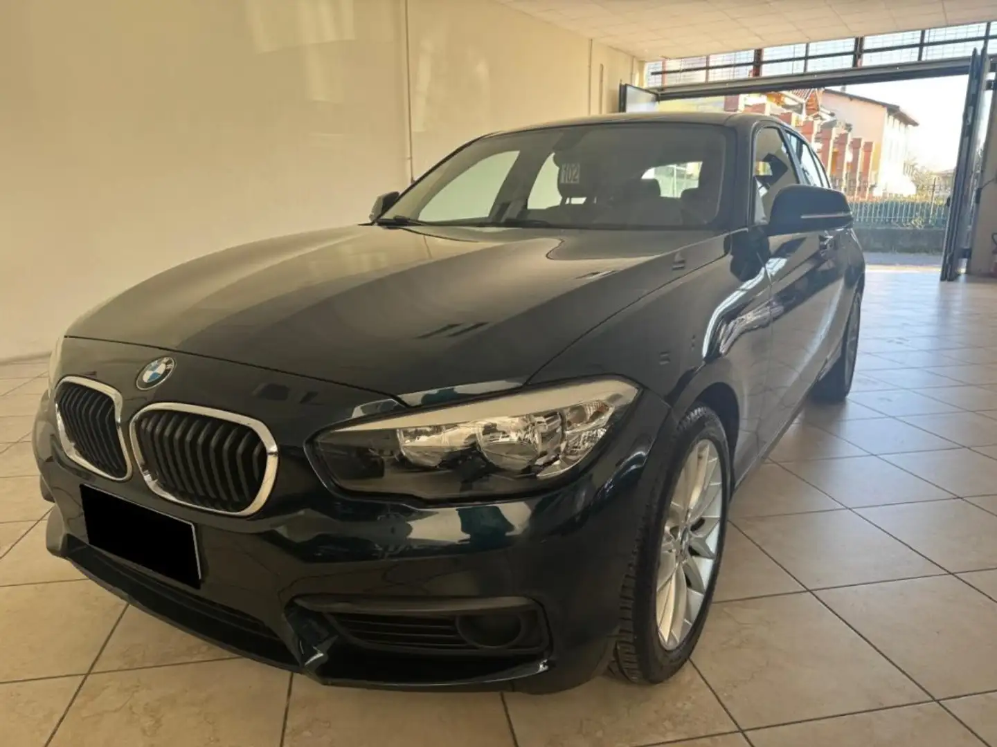 BMW 116 d 5p. Urban X NEOPATENTATI Blu/Azzurro - 1