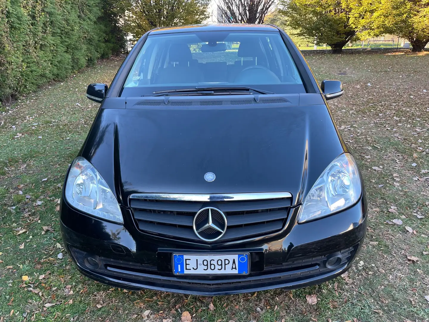 Mercedes-Benz A 160 NEOPATENTATO cdi Elegance auto crna - 1