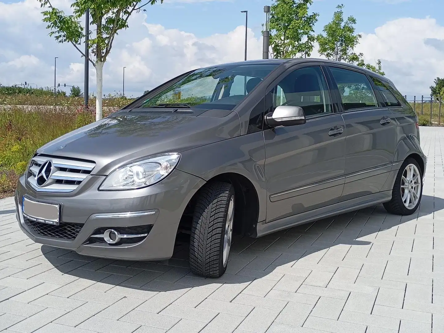 Mercedes-Benz B 200 B 200 Silber - 1