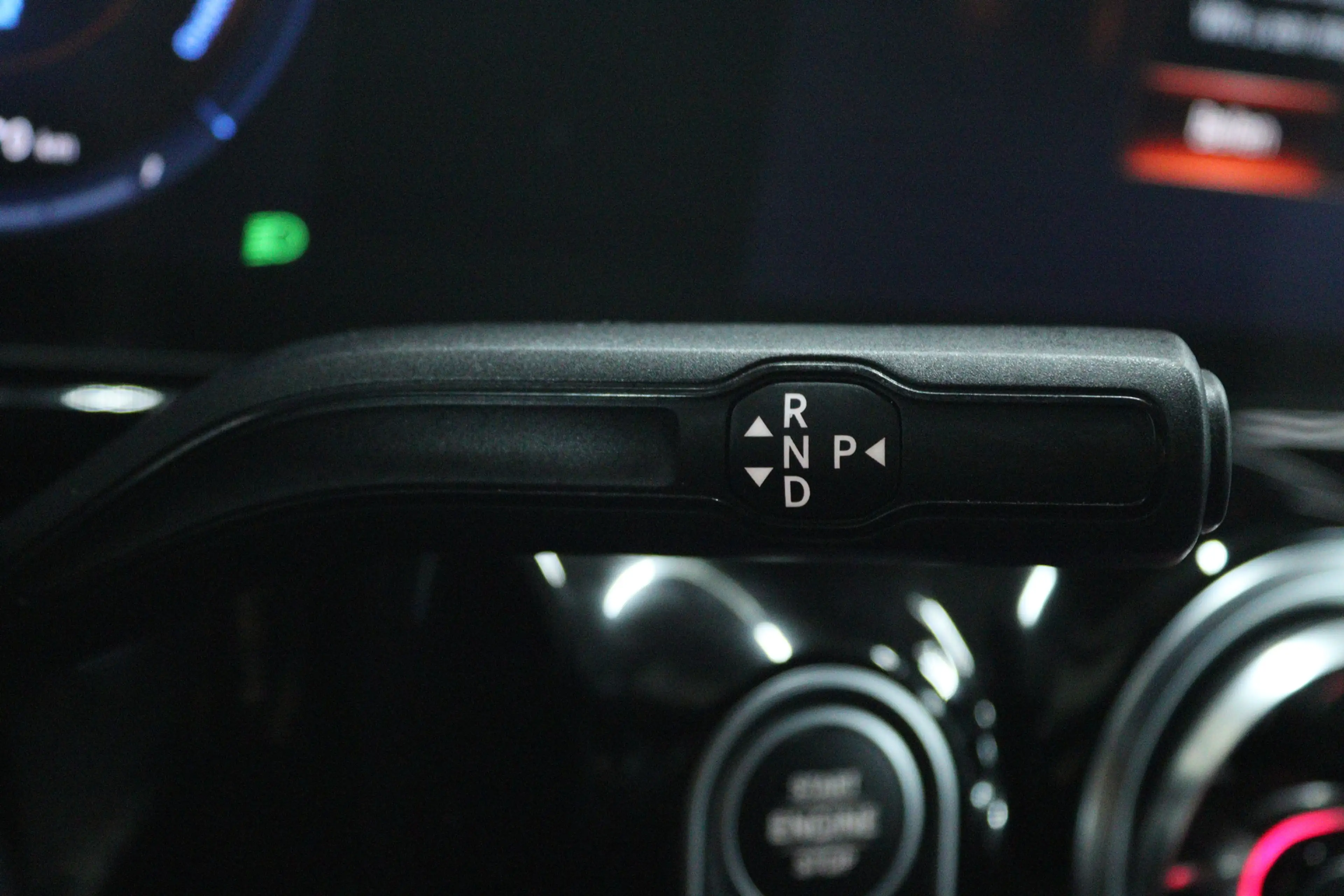 Mercedes-Benz GLA 250 e AMG Line (SFEERVERLICHTING, CAMERA, STOELVERWARM — photo 12