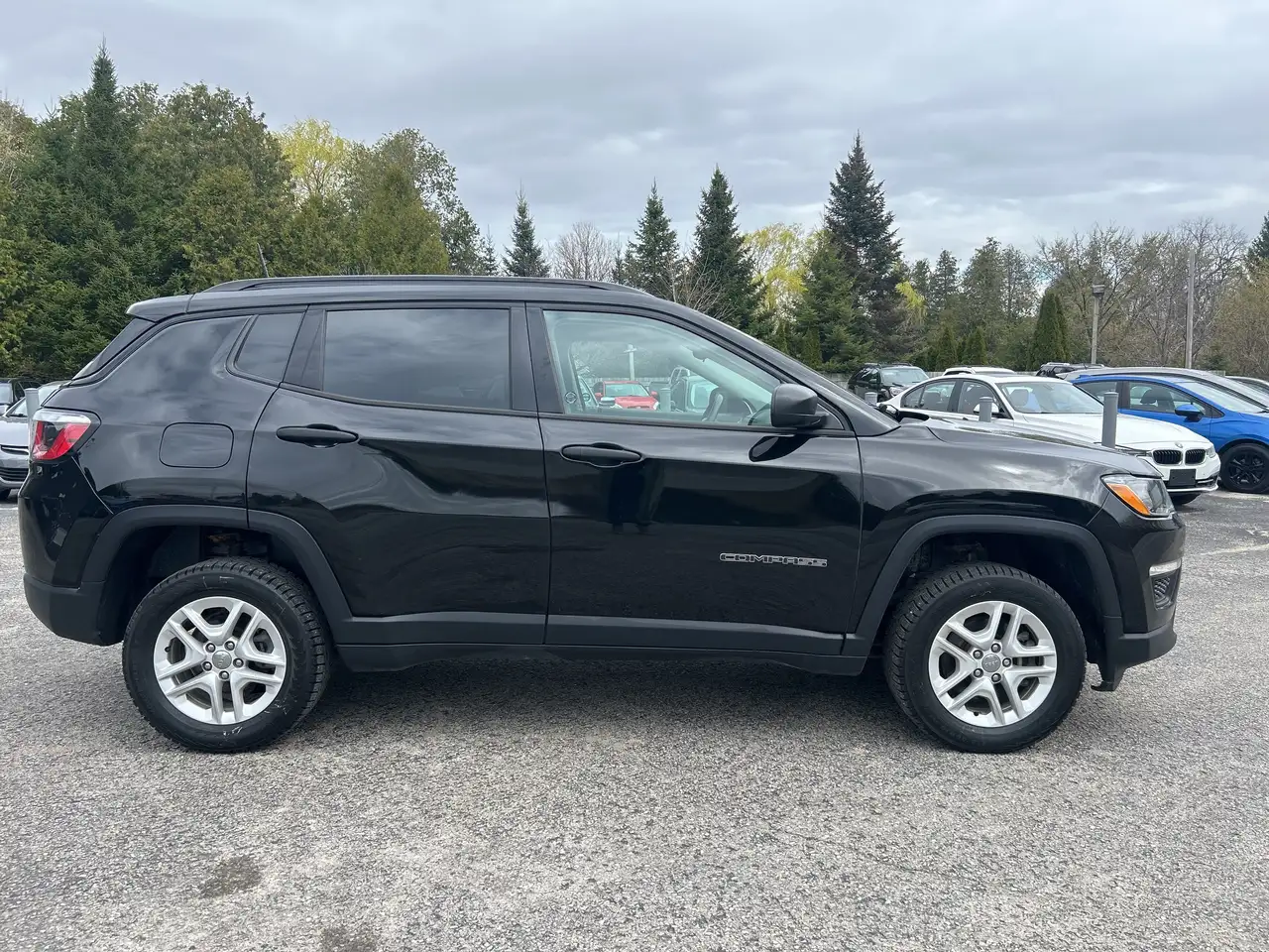 Jeep Compass photo Jeep Compass