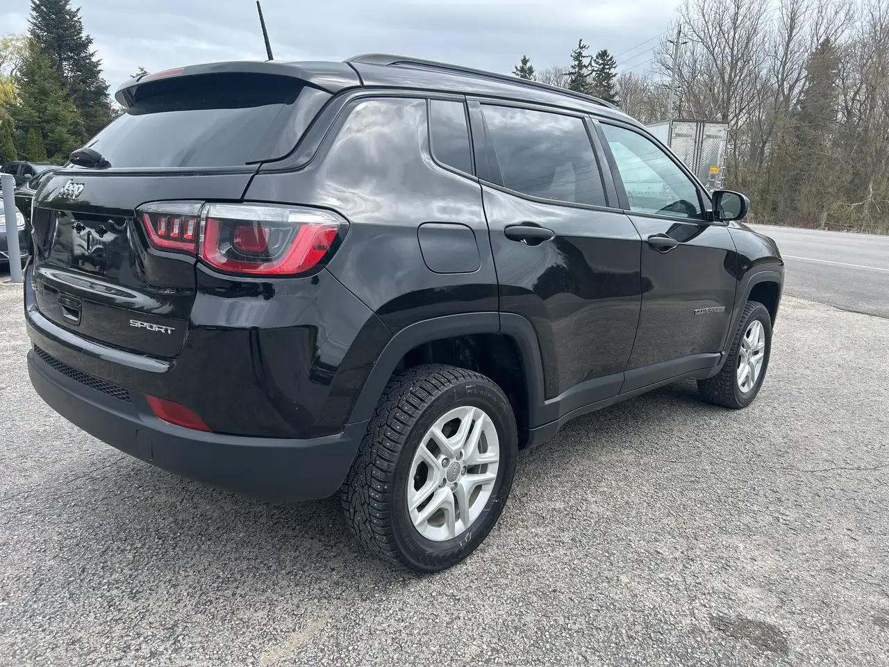 Jeep Compass photo Jeep Compass
