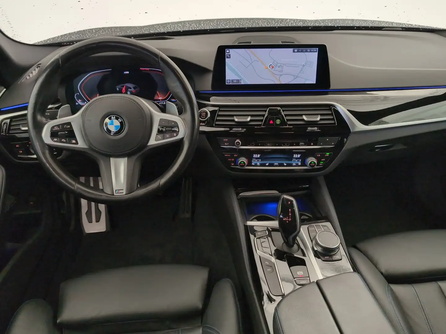 BMW 540 i xDrive Touring M Sportpaket LED/PDC/WLAN LED/PDC Schwarz - 2