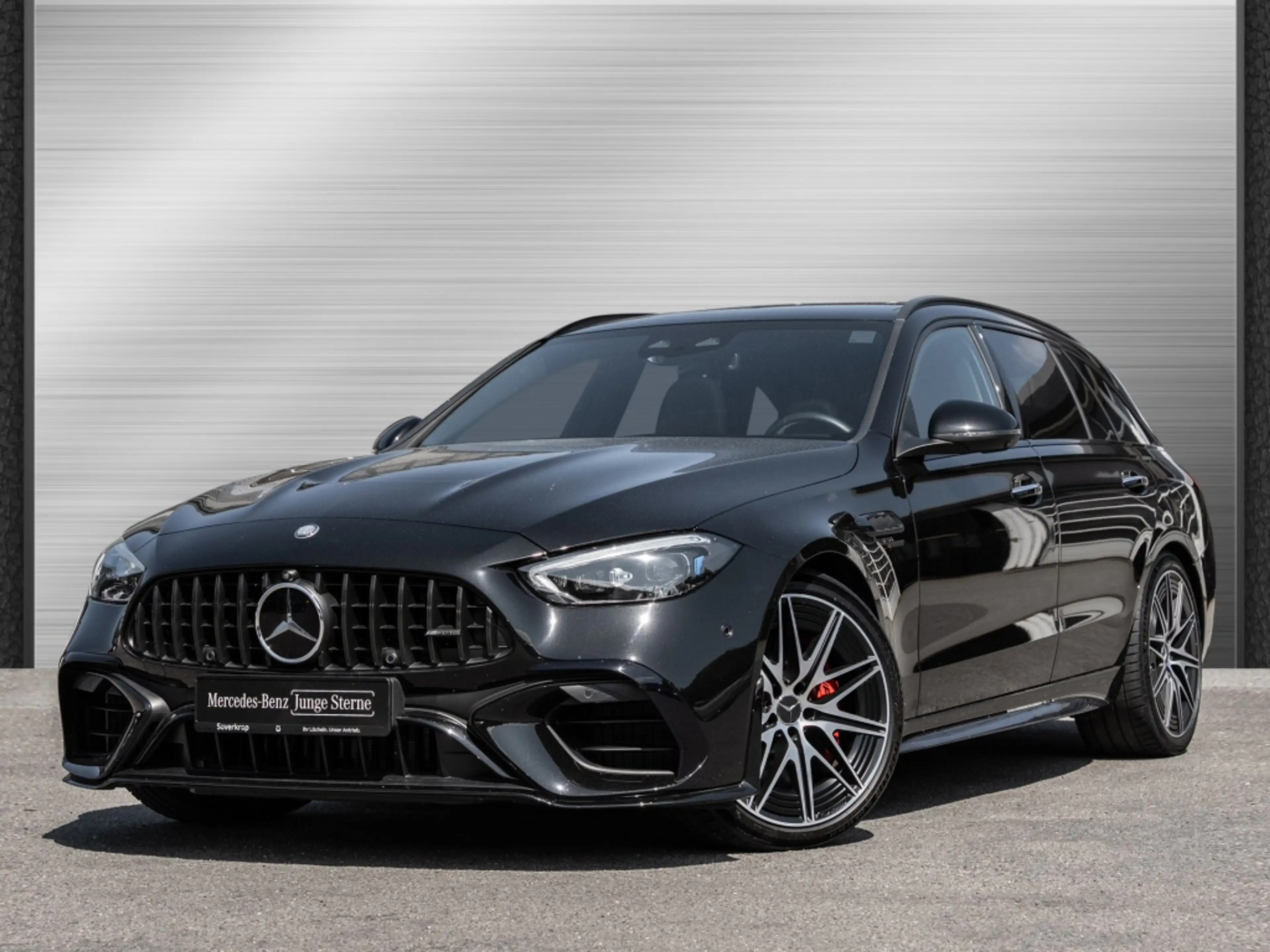Mercedes-Benz C 63 AMG C 63 T AMG S E PERFORMANCE // AMG BURM NIGHT 360 — photo 2