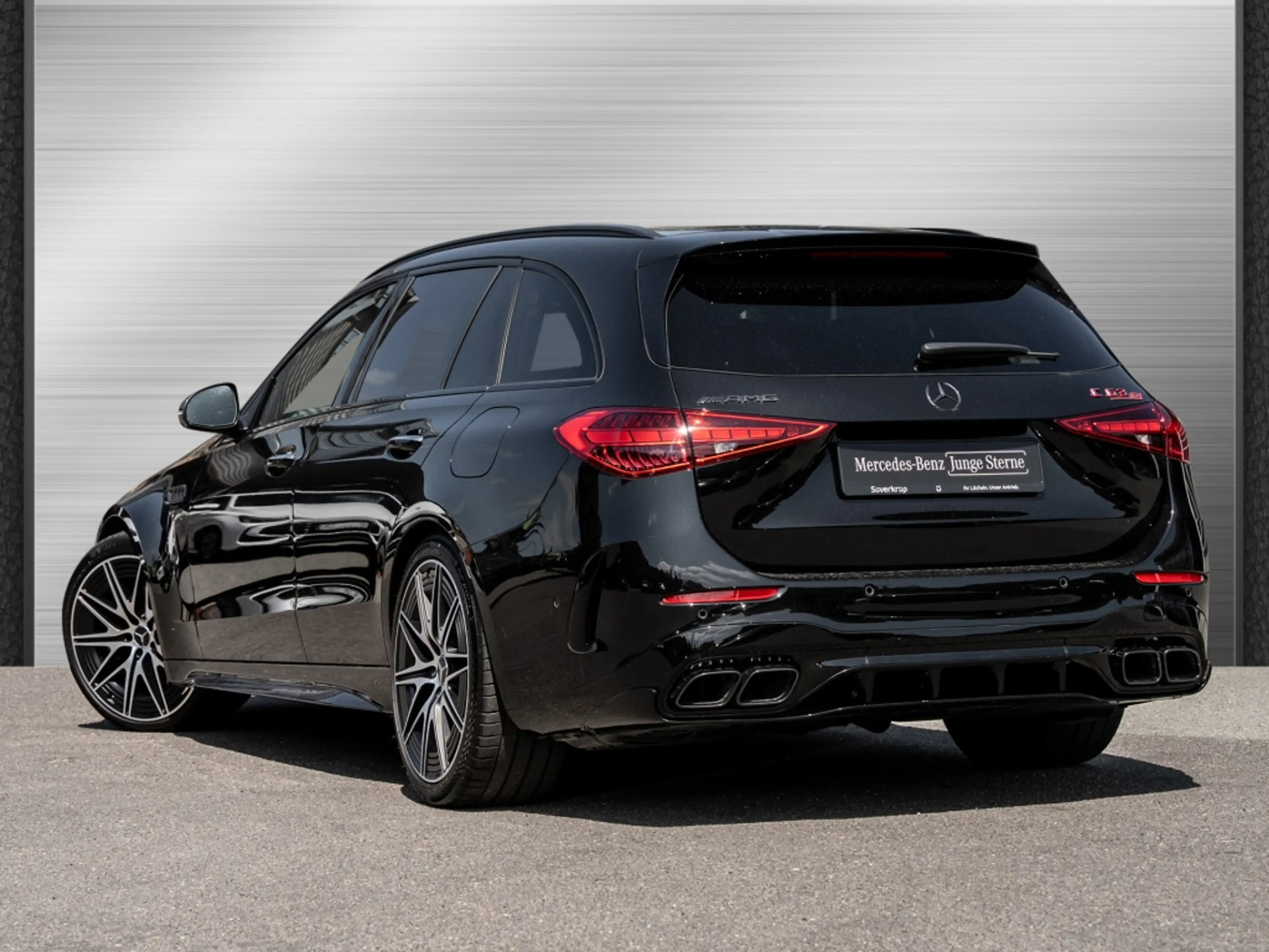 Mercedes-Benz C 63 AMG C 63 T AMG S E PERFORMANCE // AMG BURM NIGHT 360 — photo 5