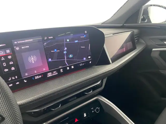Audi Q5 view 9