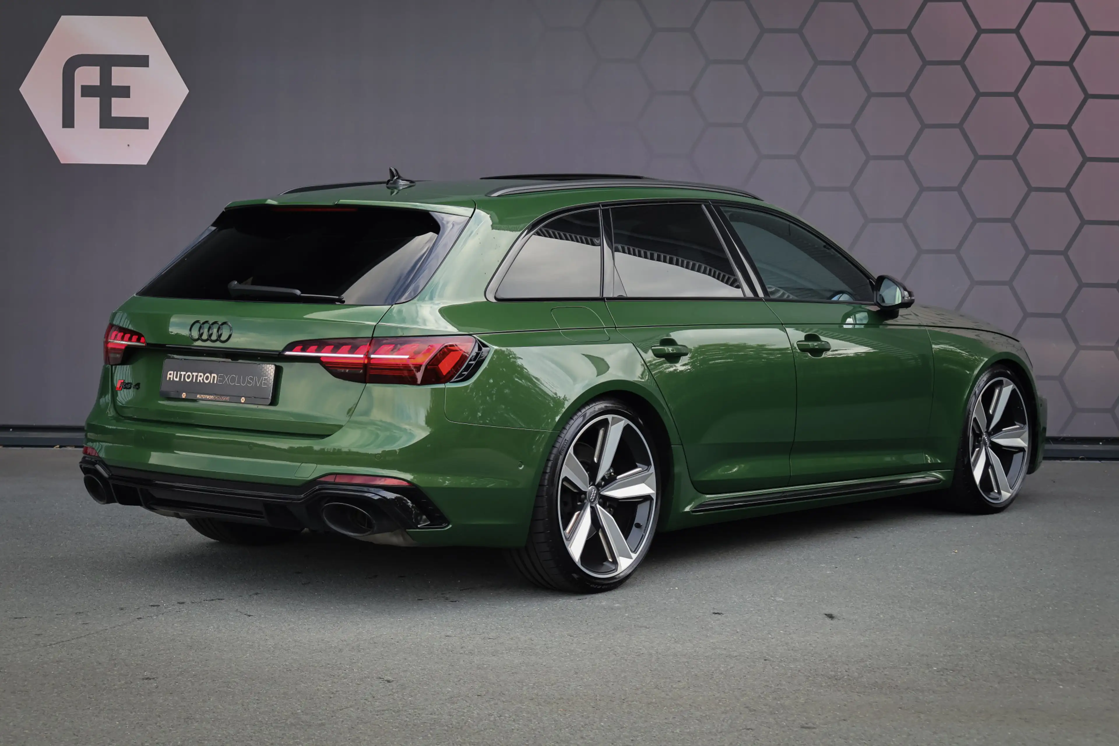 Audi RS4 A4 Avant 2.9 TFSI quattro BTW | KERAMISCH | MASSAG — photo 2