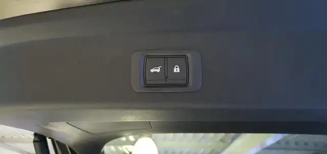 Mitsubishi Outlander view 15