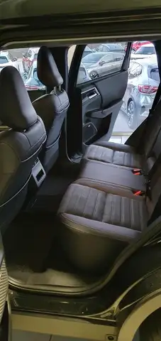 Mitsubishi Outlander view 6