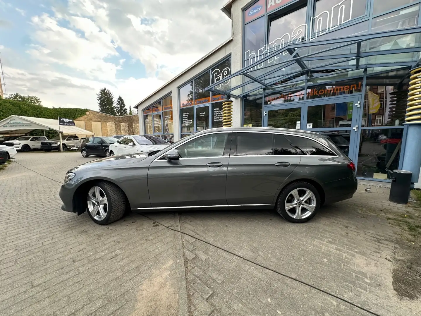Mercedes-Benz E 220 d Burmester Standheizung 360 Grad Kamera Gris - 2