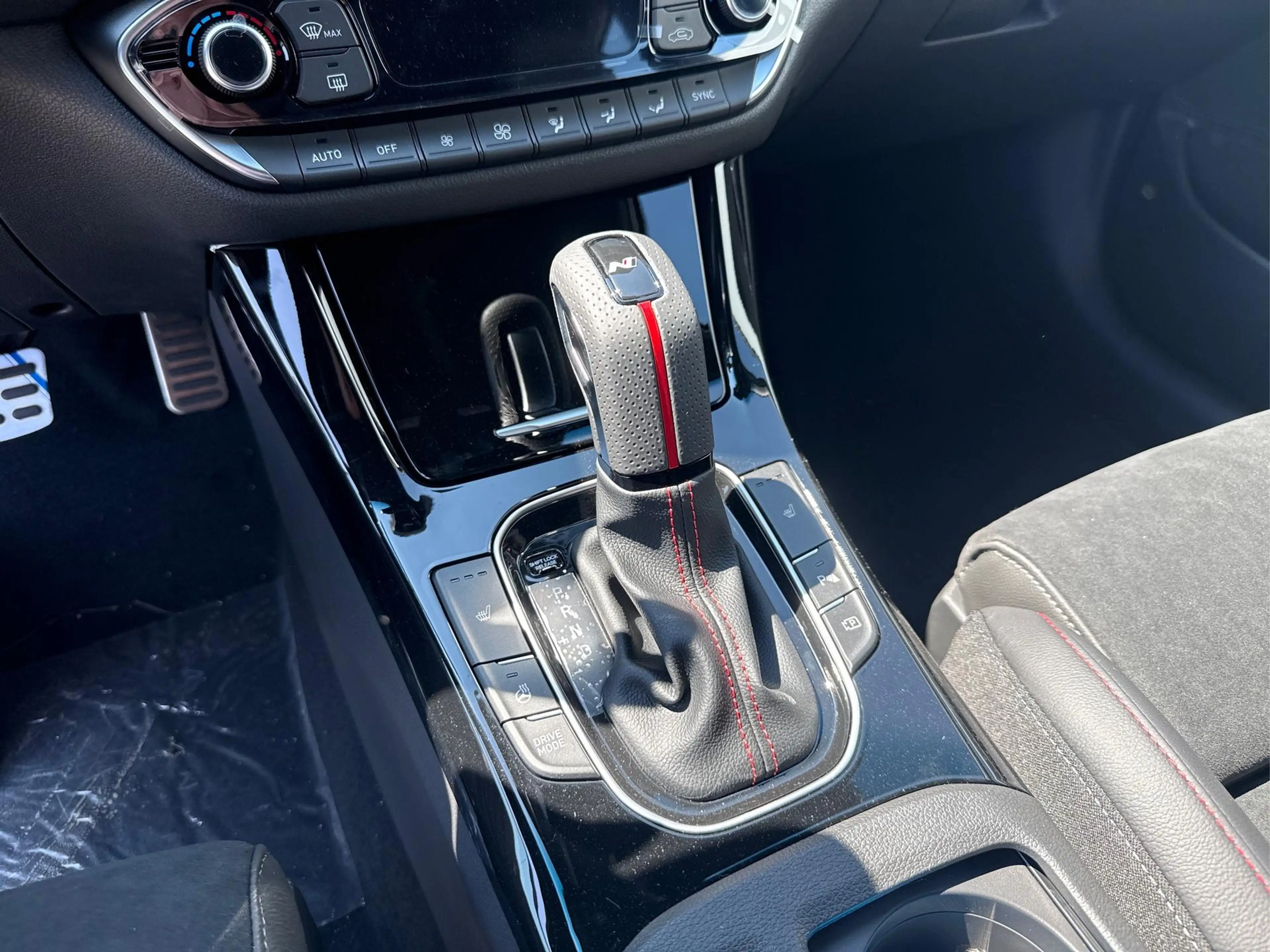 Hyundai i30 IMPRESSION N-LINE DCT ACC SHZ SMART KEY BSD MEM... — photo 13