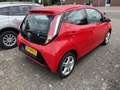 Toyota Aygo 1.0 VVT-i x-play cruise, LM, airco, tel/bleutooth Rood - thumbnail 6