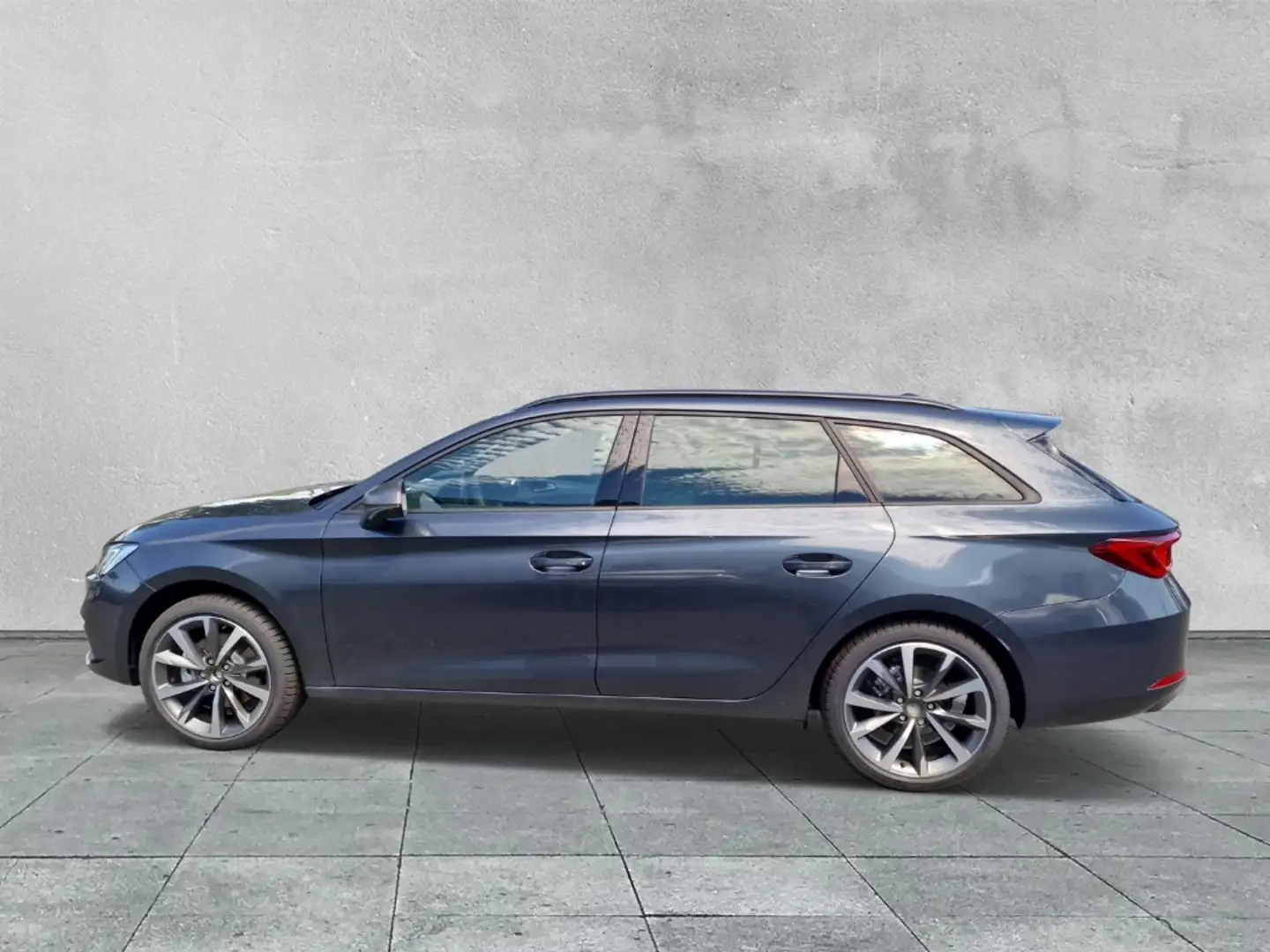 SEAT Leon SPORTSTOURER 2,0 TDI 7-GANG DSG FR AHK Grau - 2