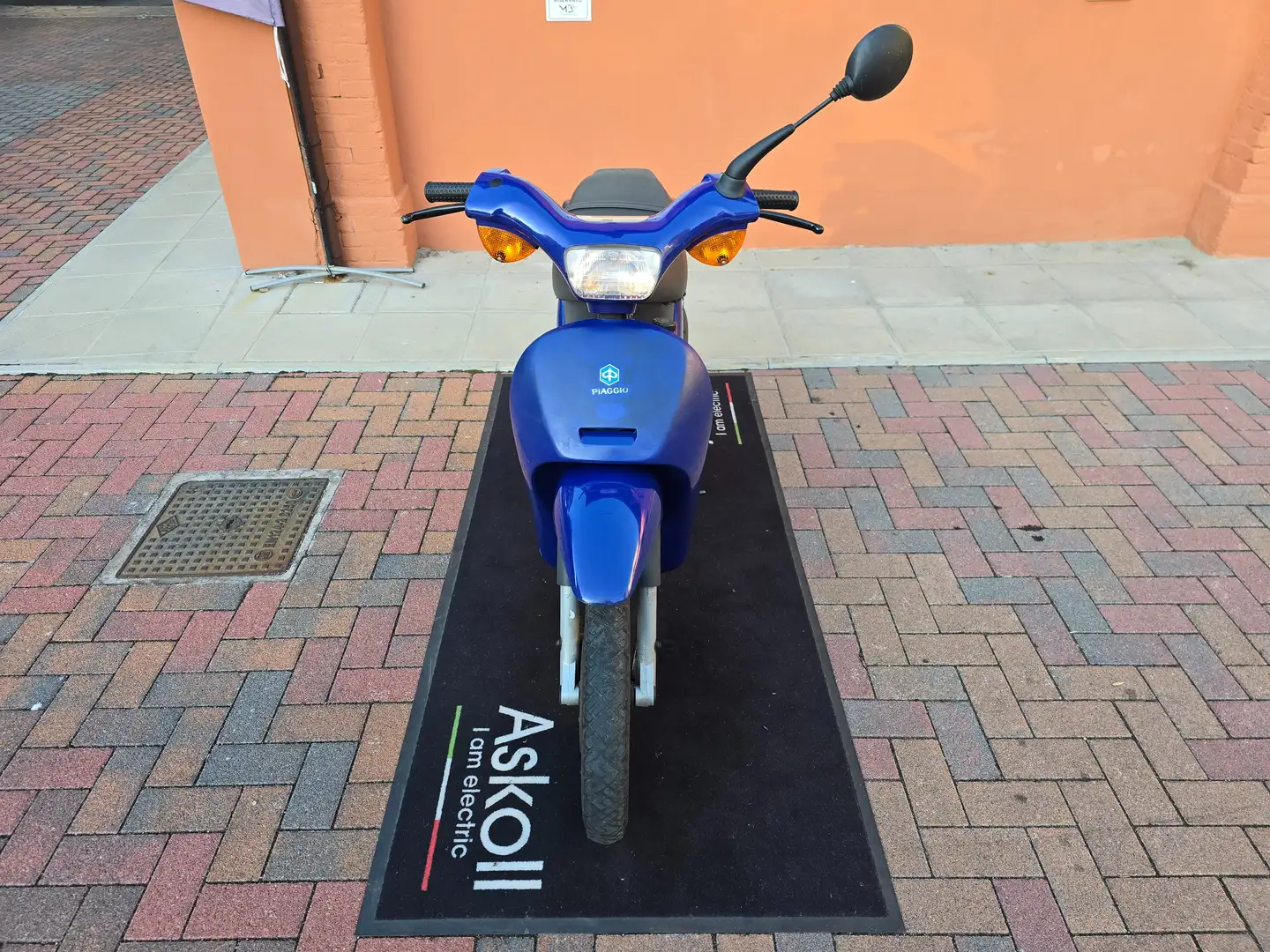 Piaggio Free 50 Blu/Azzurro - 2