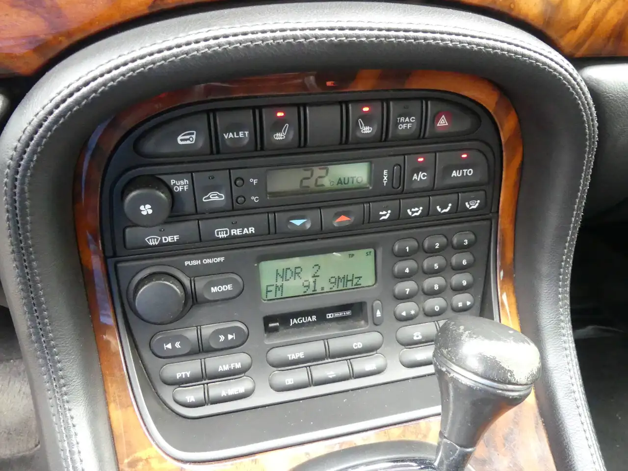 Jaguar XJ V8 3.2 Executive * sehr gepflegt, foto 9