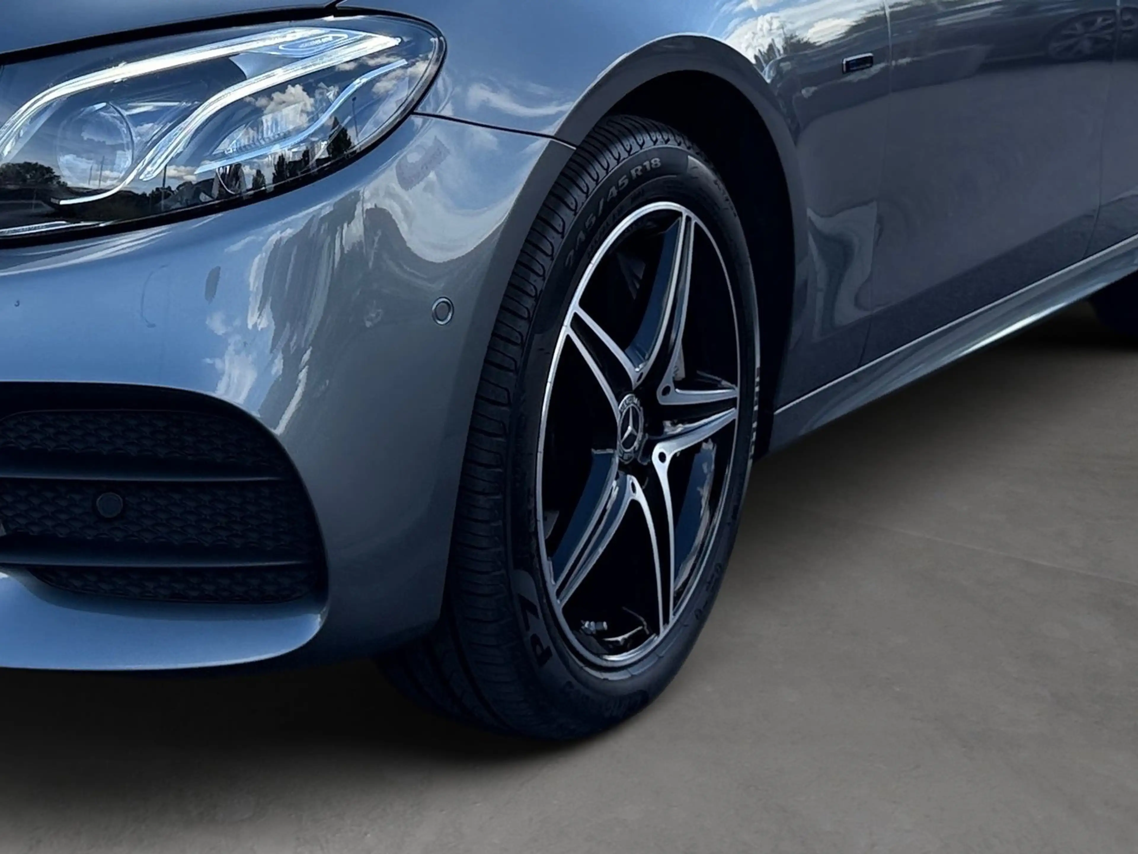 Mercedes-Benz E 200 E300e Lim. AMG Line Automatik LED Virtual Cockpi — photo 8