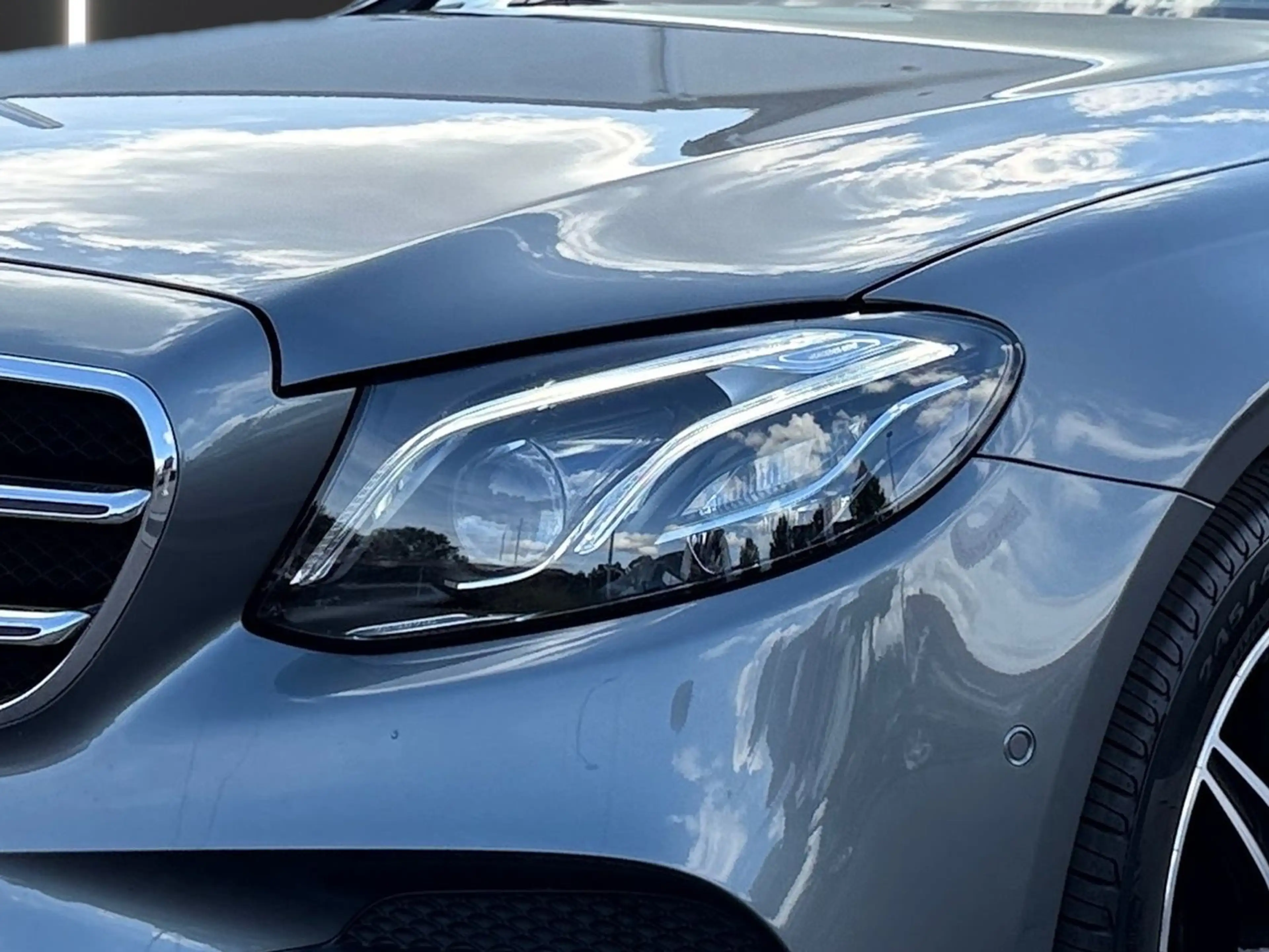 Mercedes-Benz E 200 E300e Lim. AMG Line Automatik LED Virtual Cockpi — photo 7