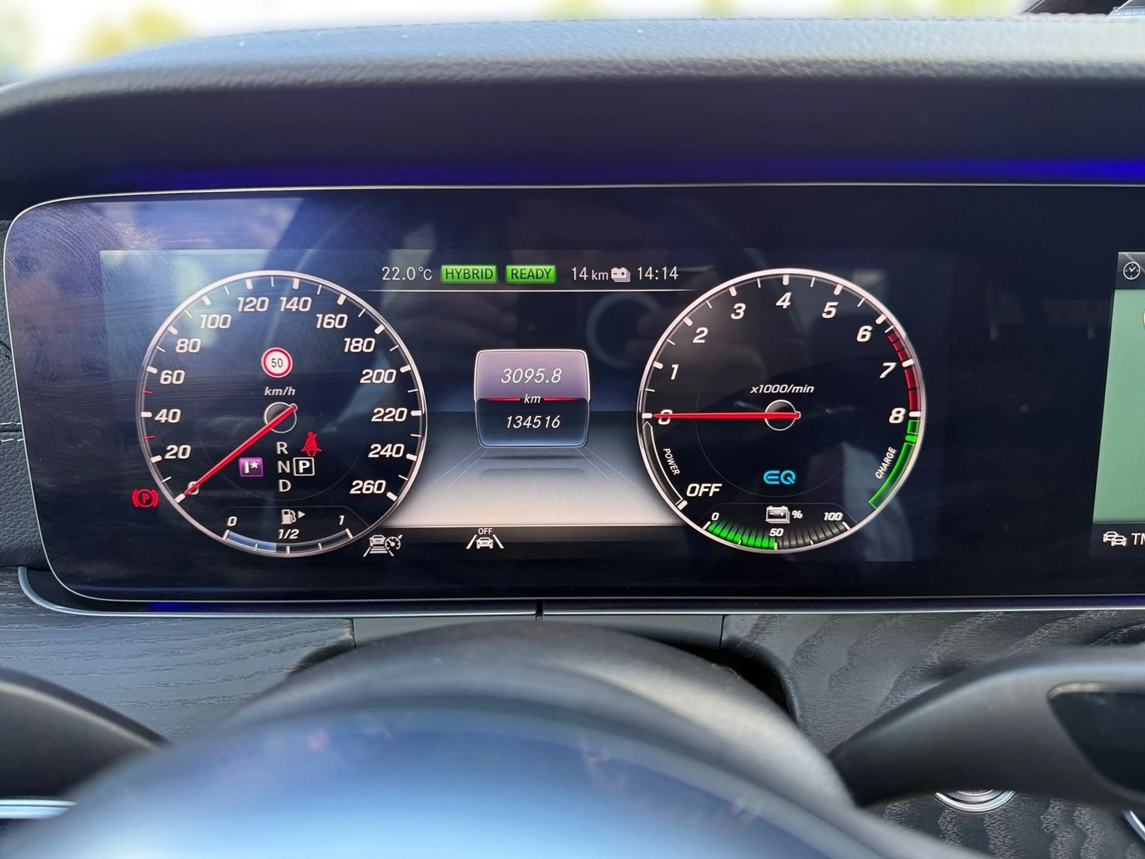 Mercedes-Benz E 200 E300e Lim. AMG Line Automatik LED Virtual Cockpi — photo 11