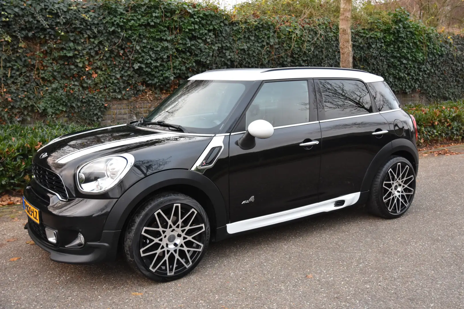 MINI Cooper S Countryman Mini 1.6 ALL4 | 19"LMV | CARPLAY | TREKHAAK Zwart - 2