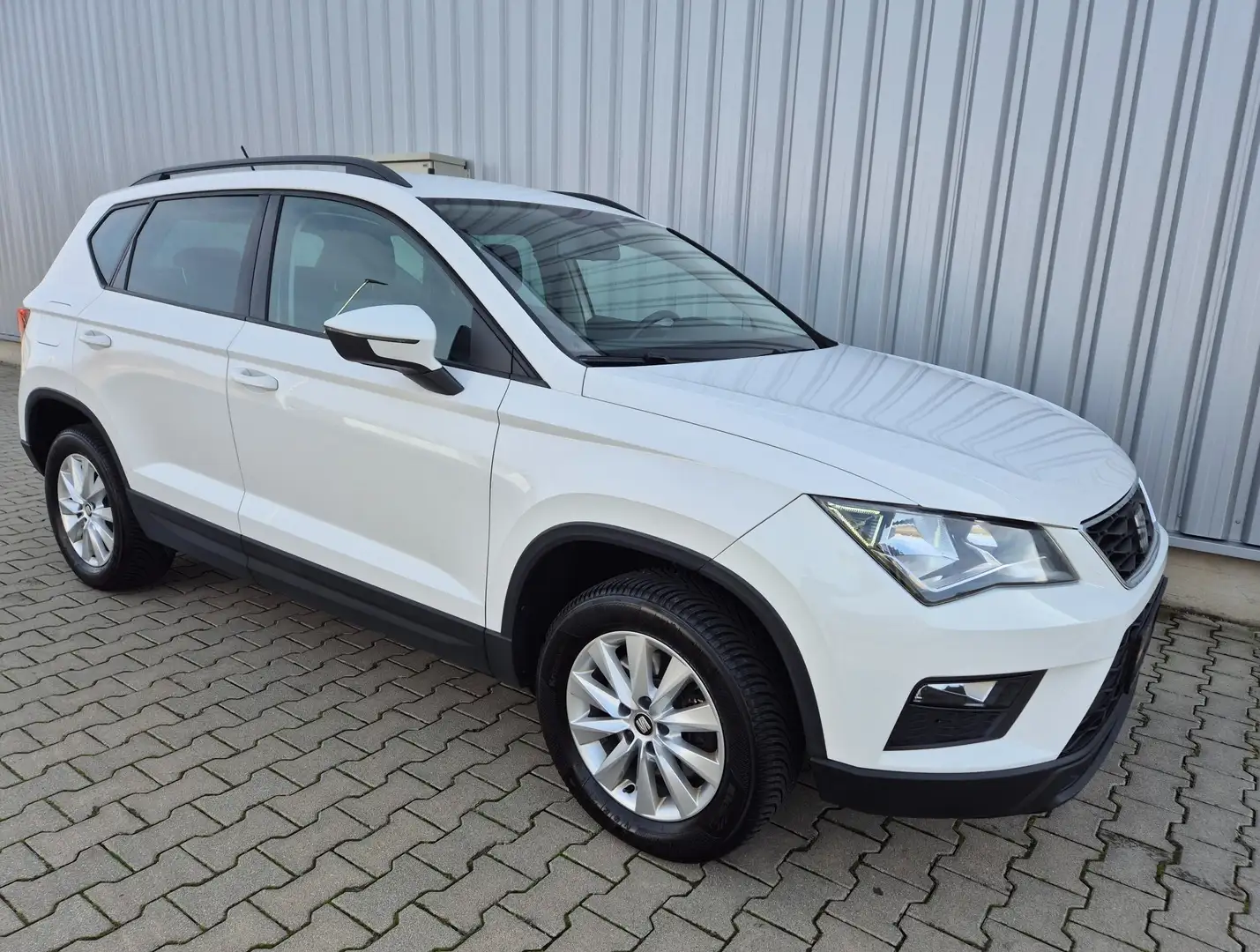 SEAT Ateca 1,0 TSI Reference Ecomotive Weiß - 2