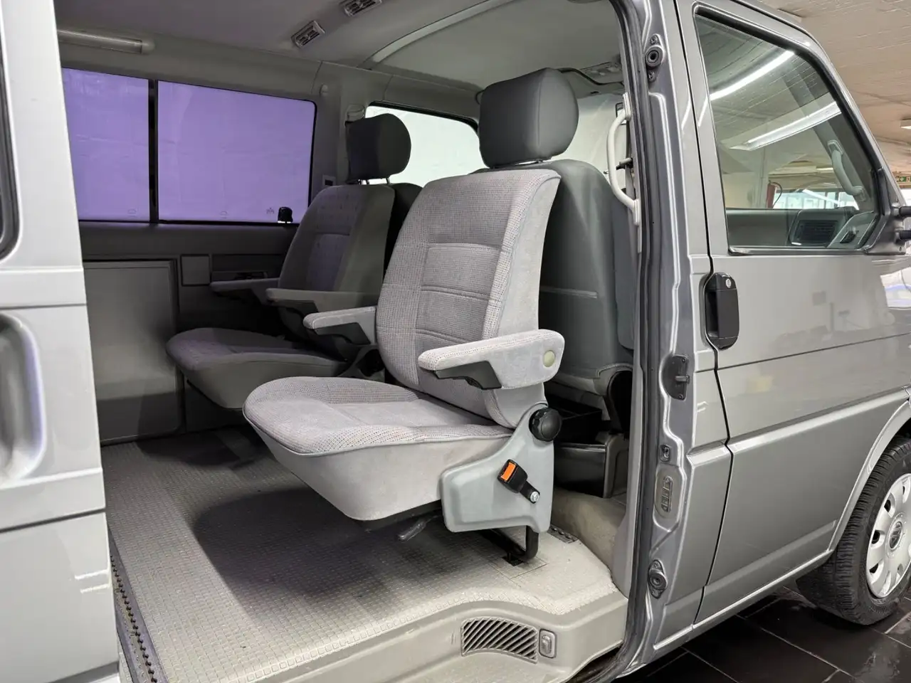 Volkswagen T4 Multivan 7-SITZ EL.-BEHINDERTENRAMPE STANDHZG, foto 8