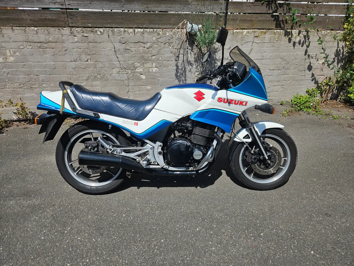 Suzuki GSX 550 ES Azul - 2