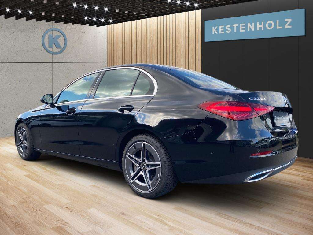 Mercedes-Benz C 220