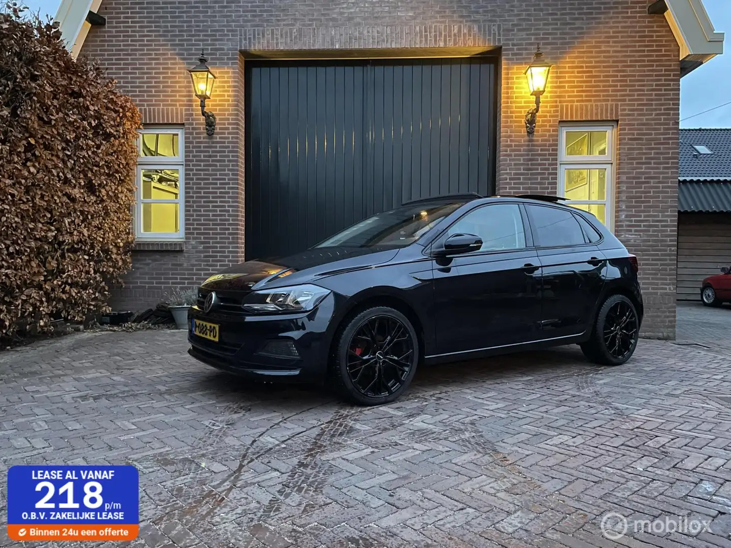 Volkswagen Polo 1.0 TSI Highline R-Line Pano Keyless 18'' LM Schwarz - 1