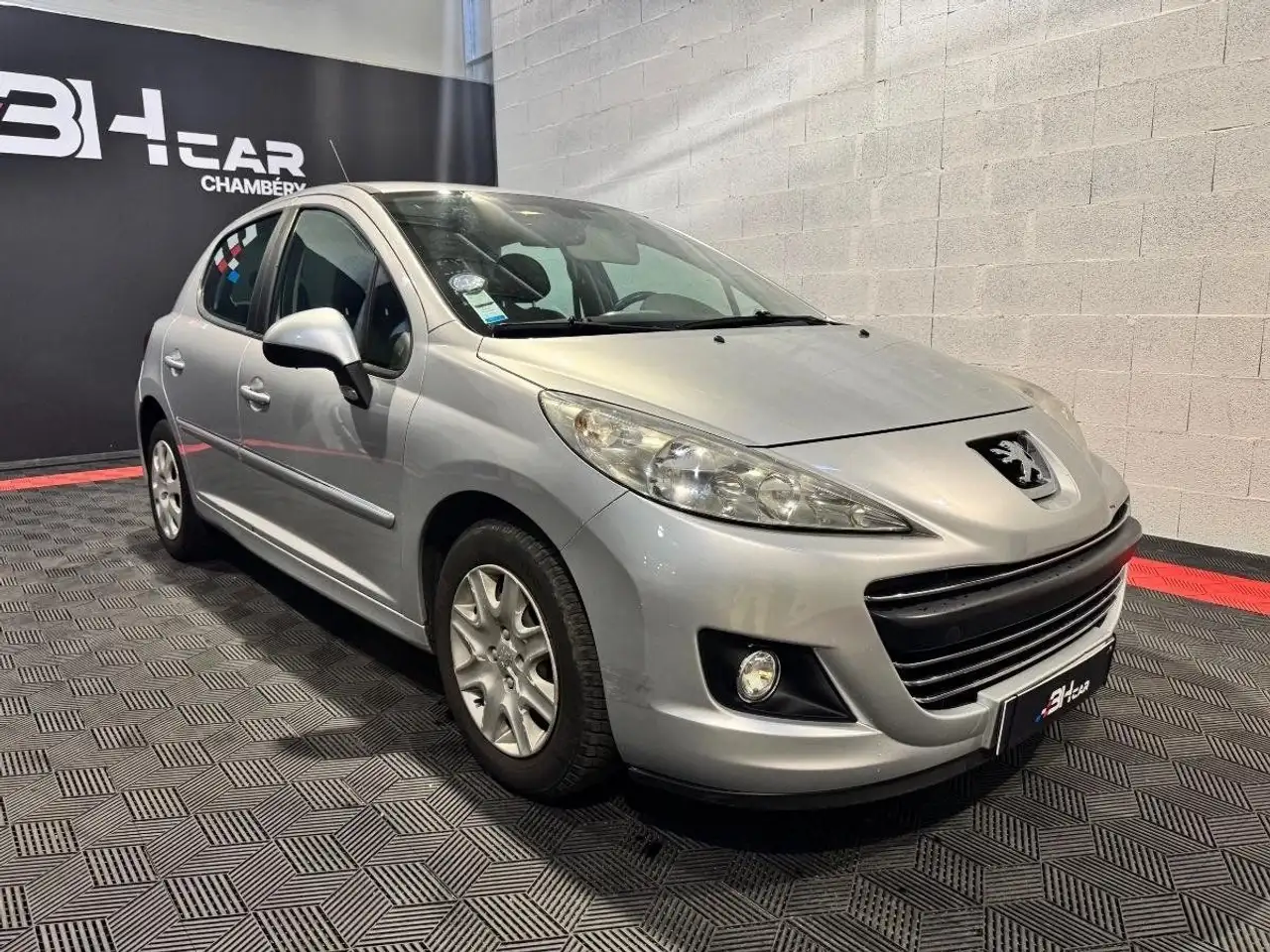 Peugeot 207 1.4 VTI 95 STYLE
