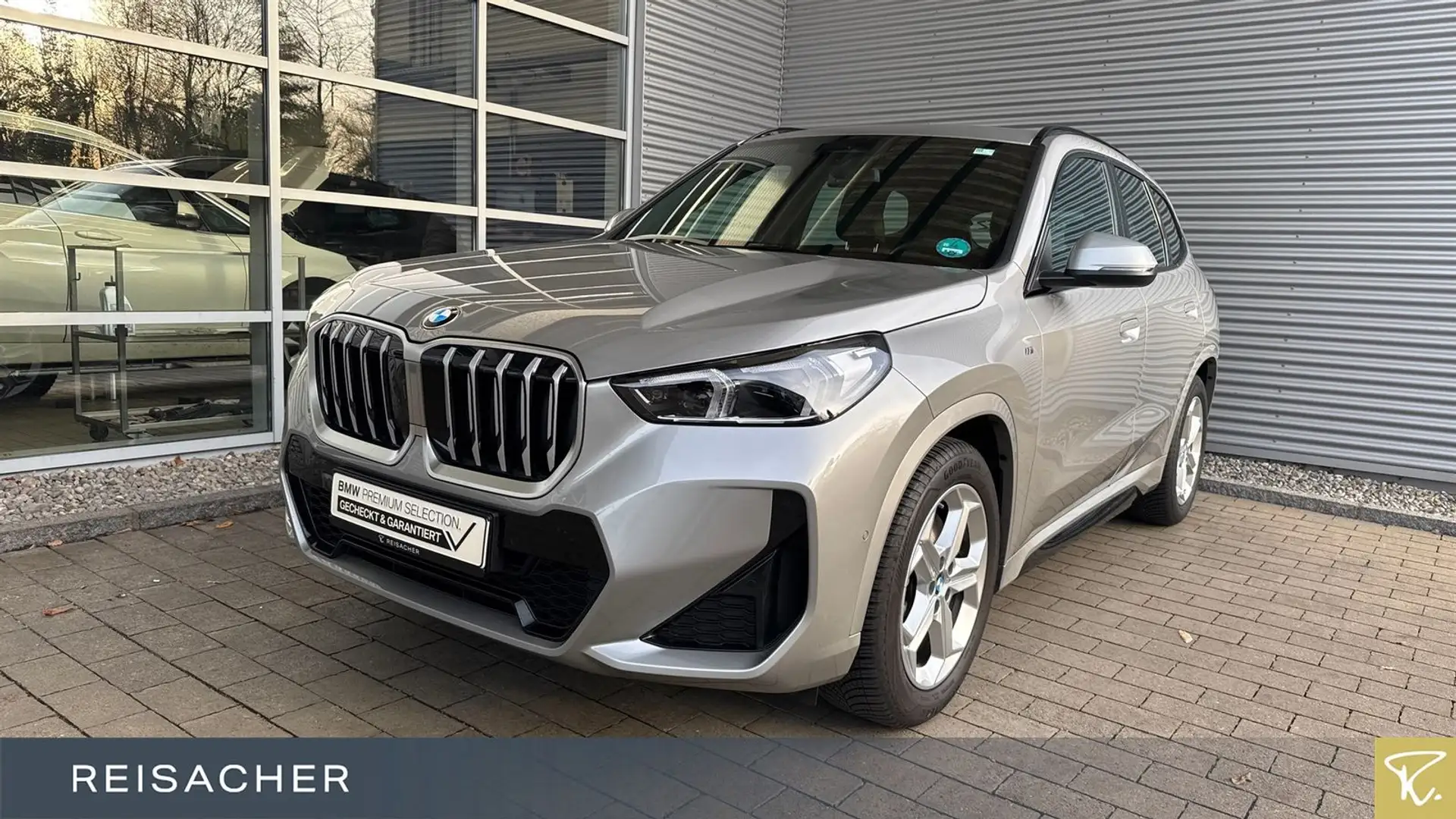 BMW X1 xDrive23d A M-Sport,AHK,DA+,Autom Silber - 1