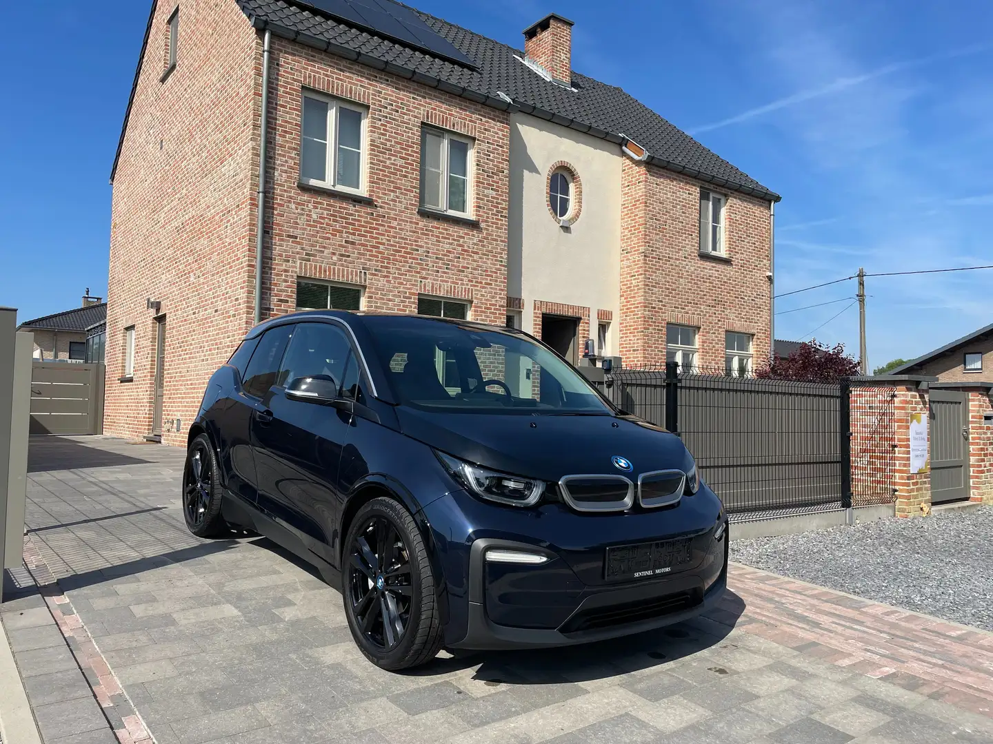 BMW i3 (120 Ah) SPORTLINE 20inch / 3000€ EV PREMIE Zwart - 1