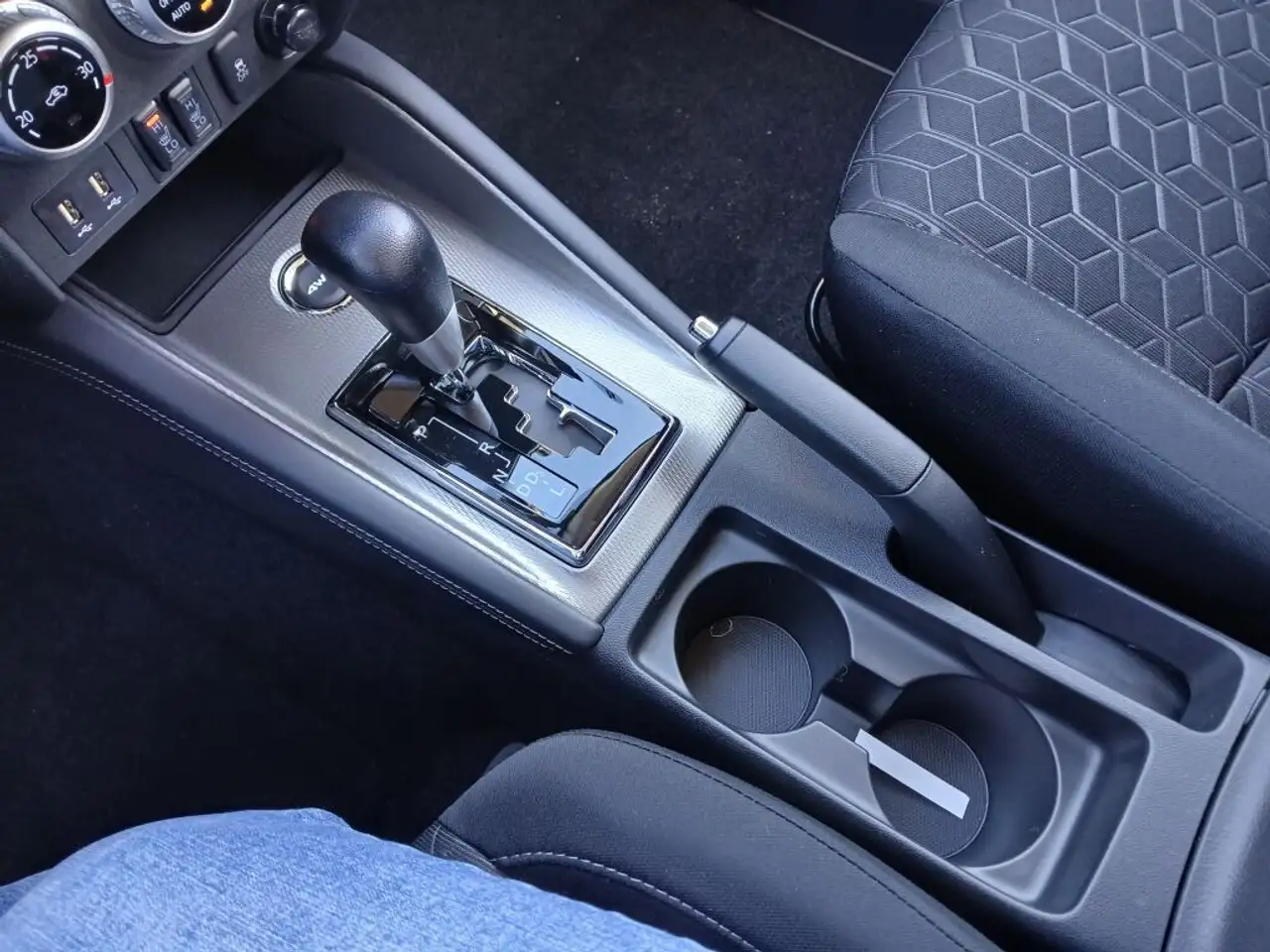 Mitsubishi RVR снимка Mitsubishi RVR