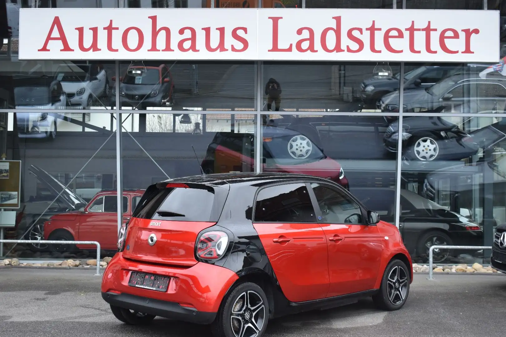 smart forFour EQ Prime *Leder*LED*MwSt ausweisbar*1HD* Rot - 2