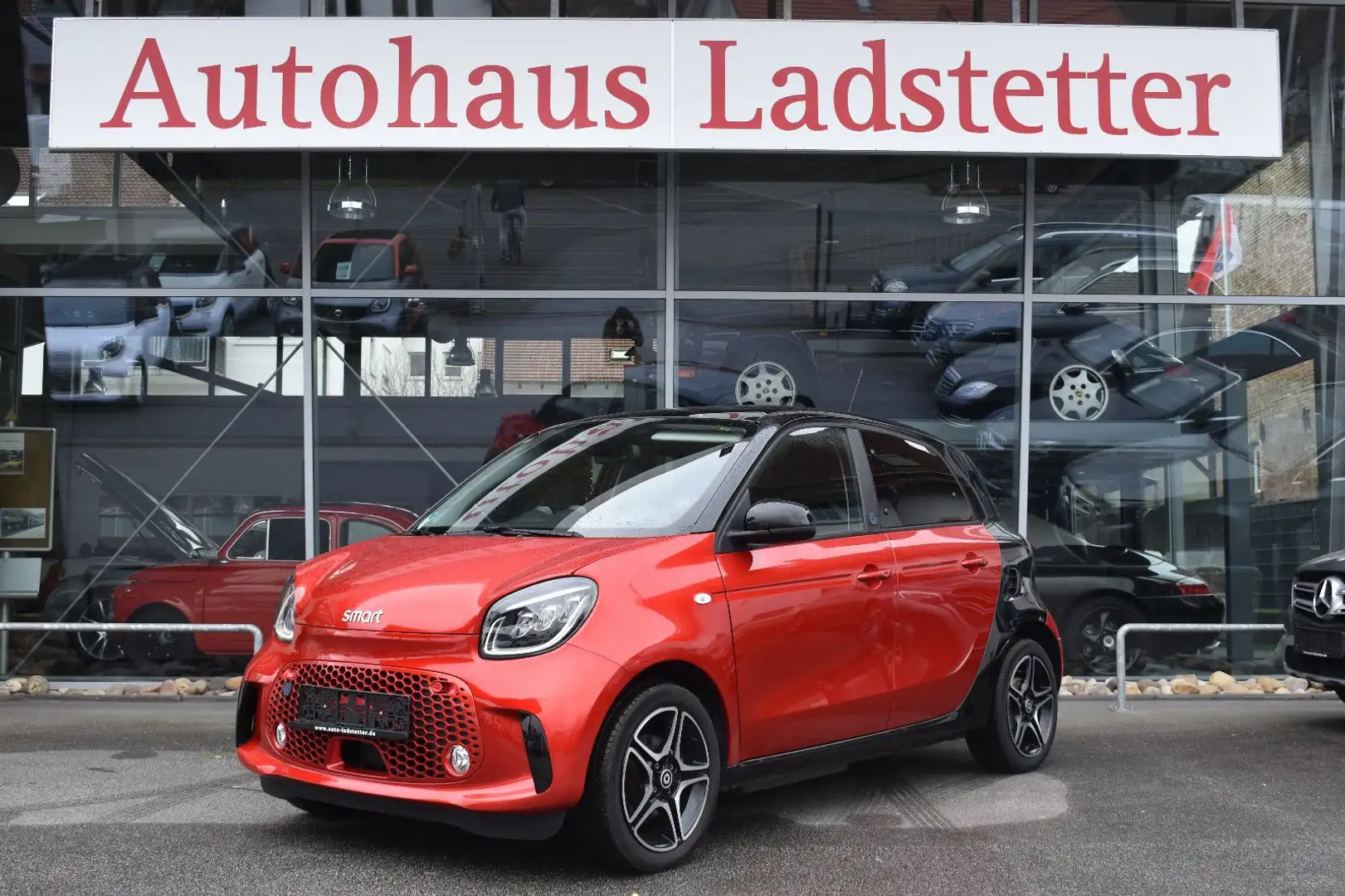 smart forFour EQ Prime *Leder*LED*MwSt ausweisbar*1HD* Rot - 1