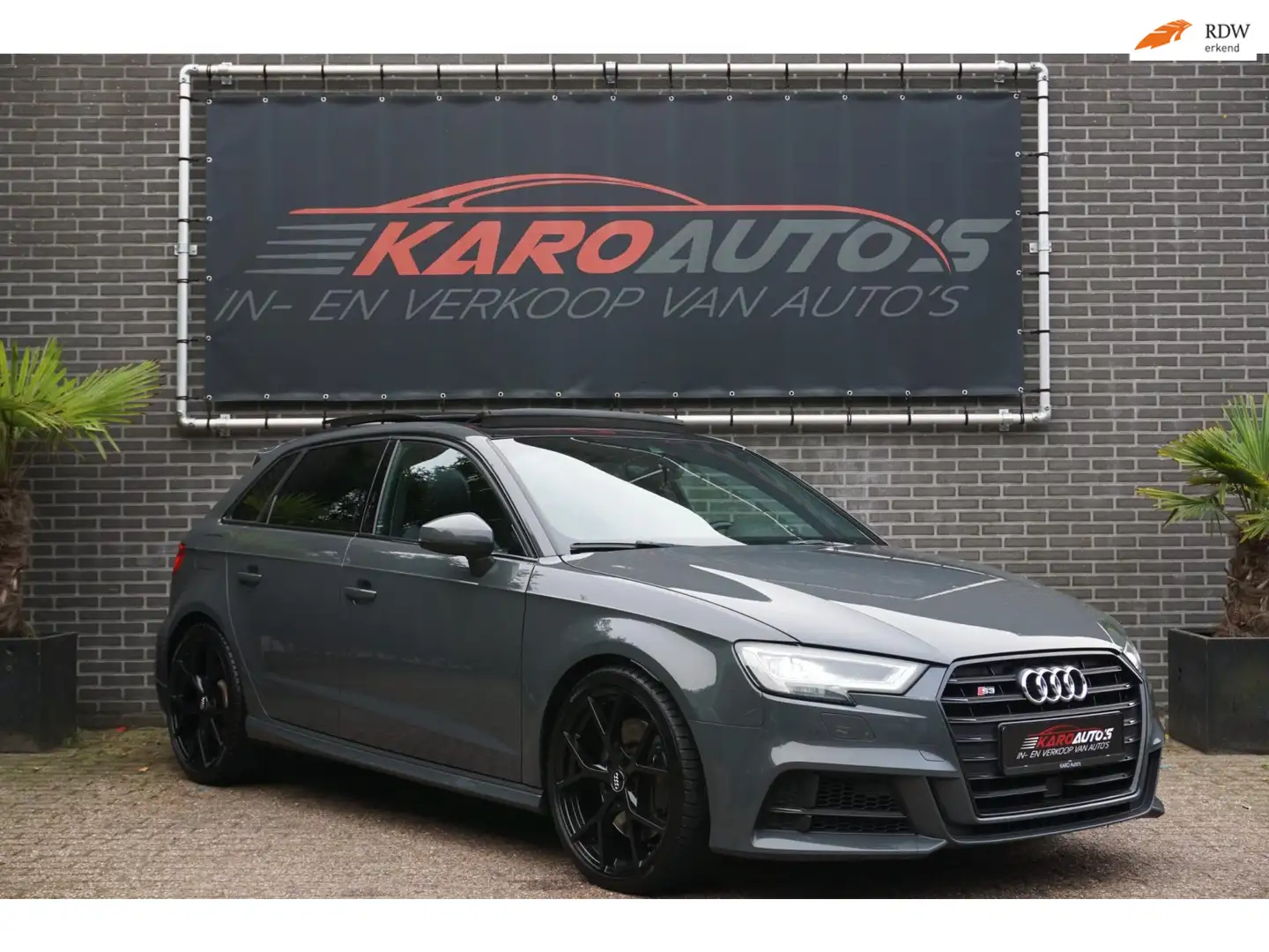 Audi S3 Sportback 2.0 TFSI quattro Pano Leer Matrix ACC VO Grijs - 1