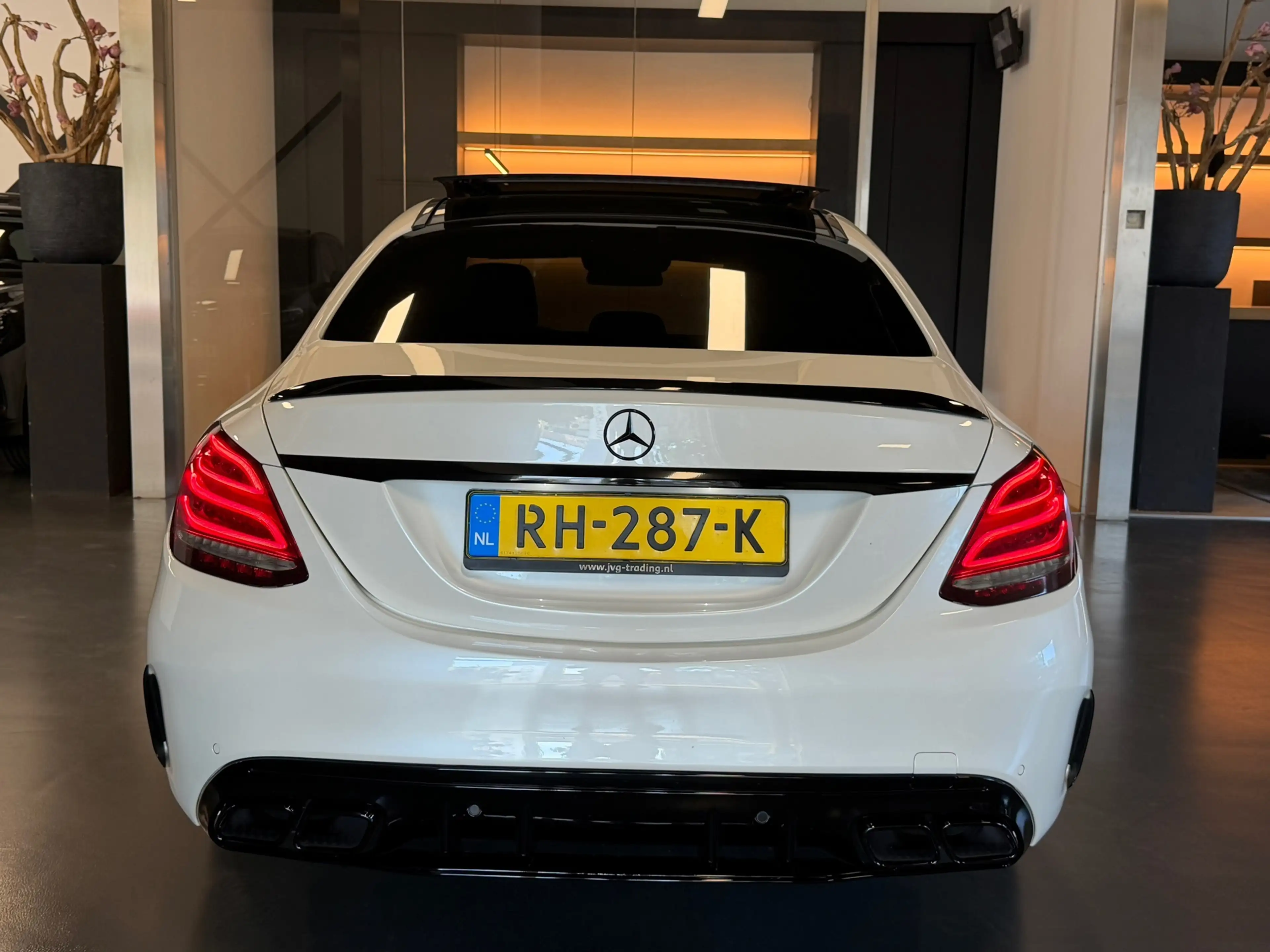 Mercedes-Benz C 400 4MATIC Amg night Pano Memory Burmester Sfeerverl. — photo 11