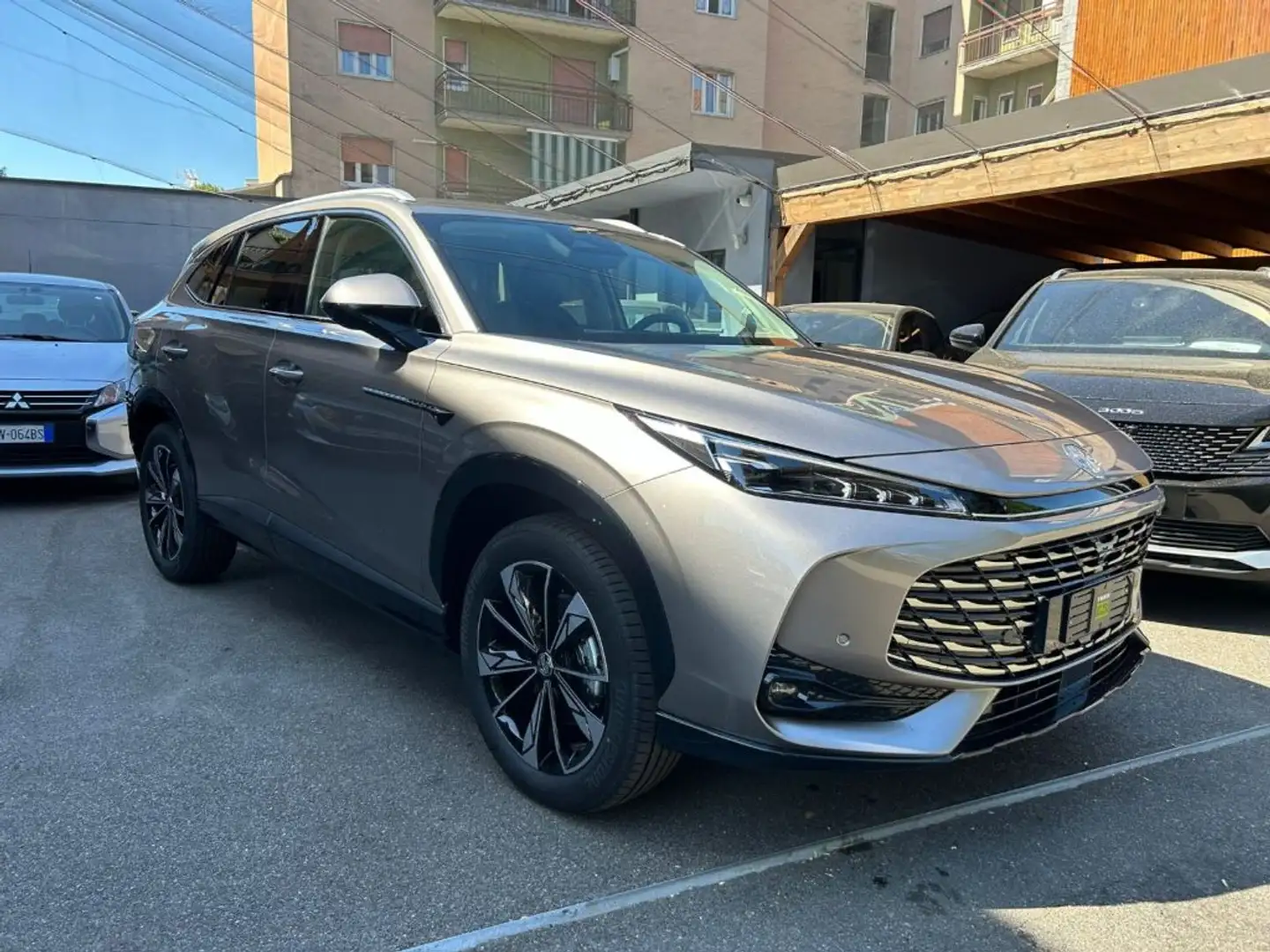 MG HS 1.5T-GDI AT Luxury Grigio - 2