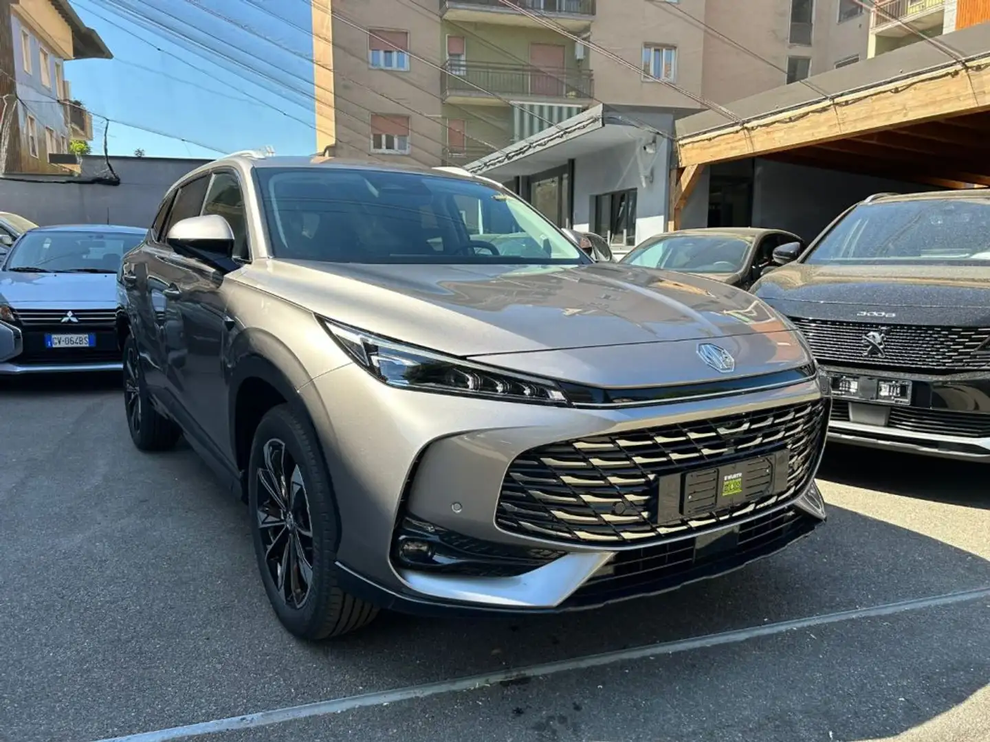 MG HS 1.5T-GDI AT Luxury Grigio - 1