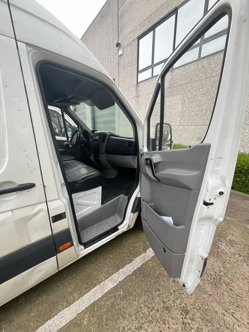 Mercedes-Benz Sprinter - 2